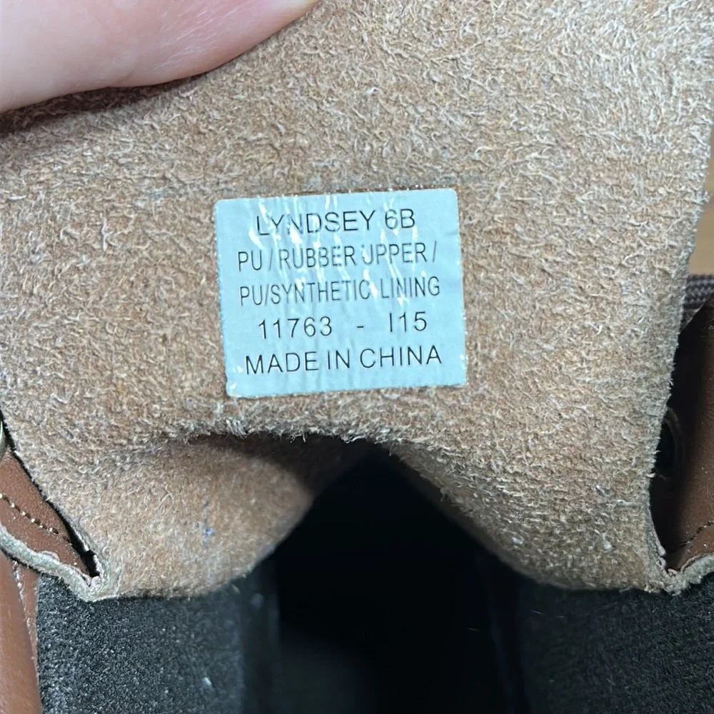 American Living Size 6 B Duck Boots